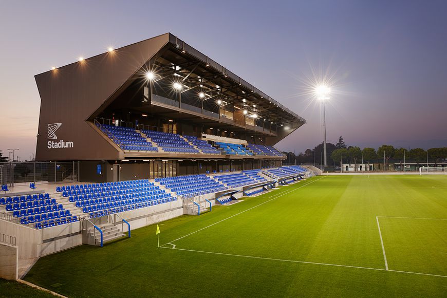 AlbinoLeffe Stadium, la nuova casa sportiva della società bluceleste illuminata da Gewiss NT24